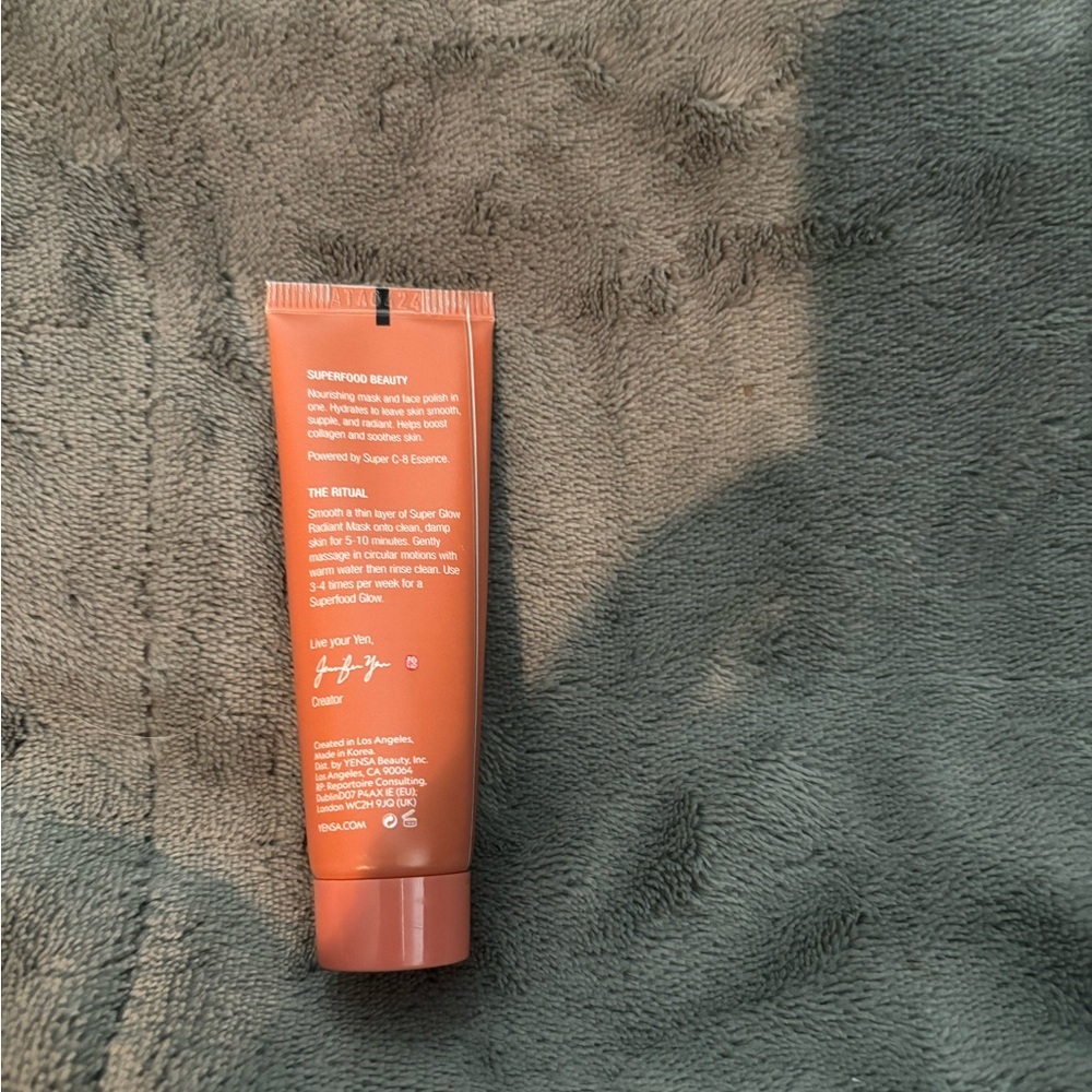 Yensa Radiant Glow Polishing Mask - Picture 2 of 2